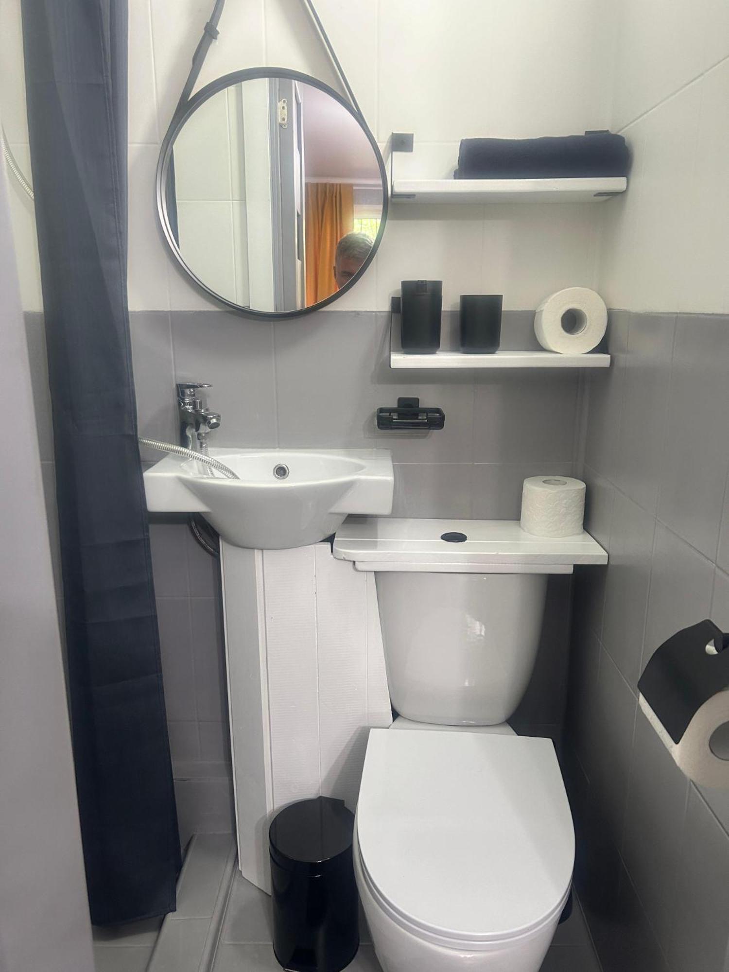 Almatyda На Басенова Apartman Kültér fotó
