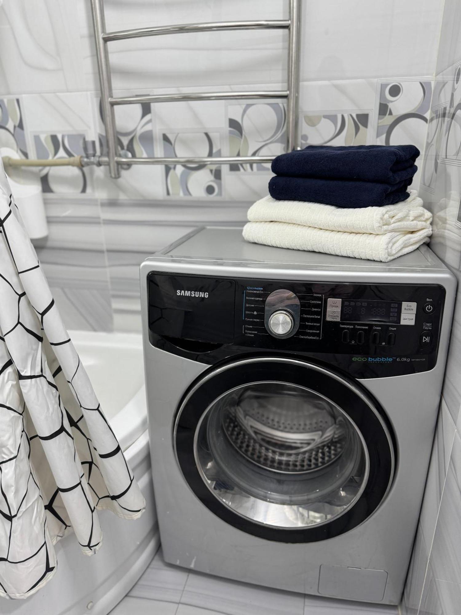 Almatyda На Басенова Apartman Szoba fotó